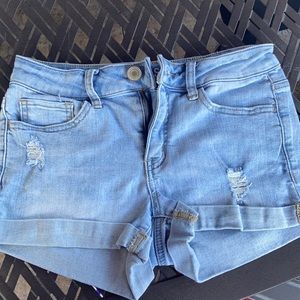 Juniors SO jean shorts